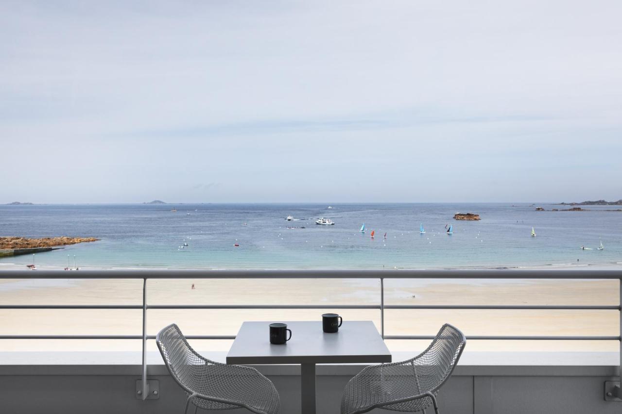 Grand Hotel เปโรส กีเรค ภายนอก รูปภาพ